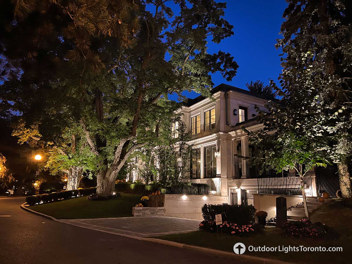 Toronto estat lighting